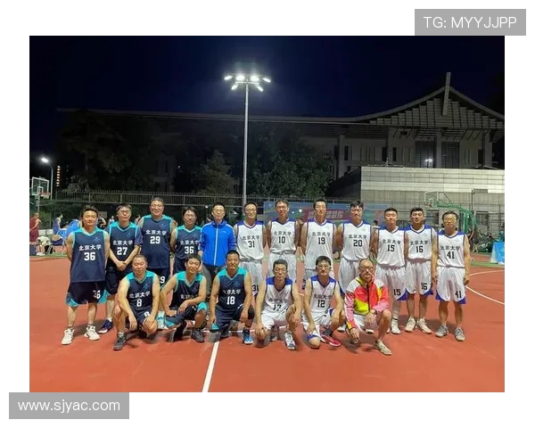 北京篮球队在精英赛中的灵活性表现分析与战术探讨