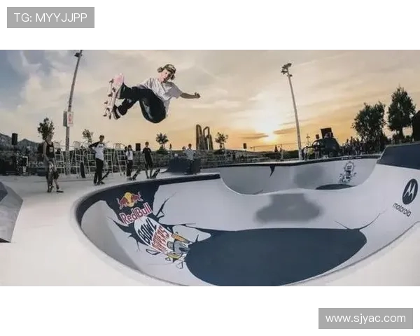 北京滑板队在攀岩联赛中的默契配合与精彩表现分析