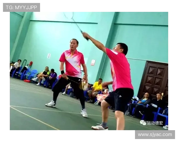 南京羽毛球队与广州羽毛球队赛后复盘团队协作分析与经验总结