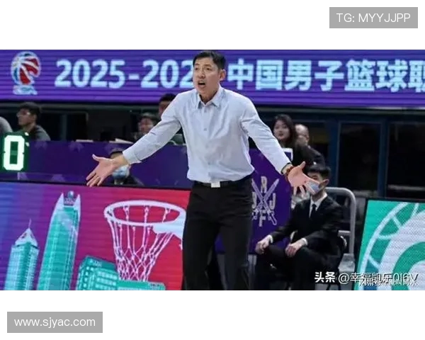 张庆鹏：从篮球场上的传奇到人生道路上的奋斗者