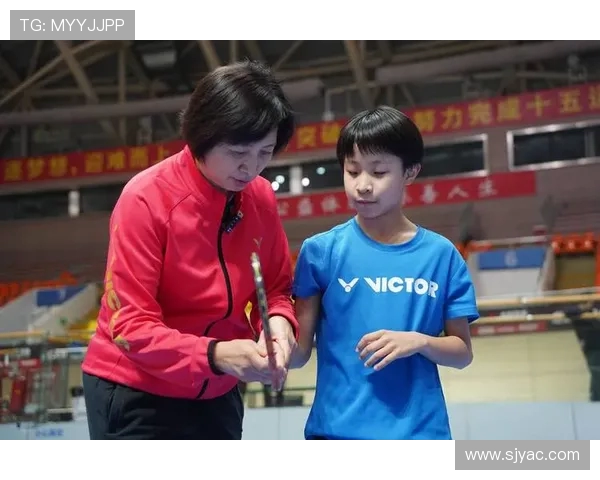 周强的羽毛球人生深度对话探讨运动背后的坚持与梦想 周强的羽毛球人生深度对话探讨运动背后的坚持与梦想