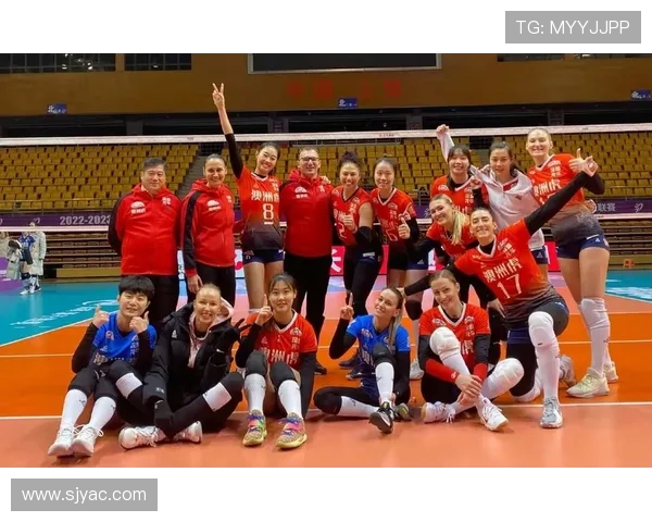 成都排球队实力引发热议球迷对球队表现与未来展望的不同声音 成都排球队实力引发热议球迷对球队表现与未来展望的不同声音