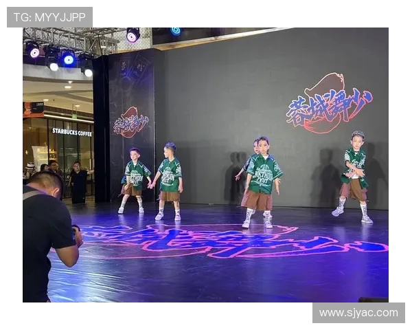 武汉街舞队比赛经验深度对比分析与启示探讨