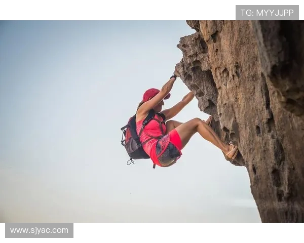 深圳攀岩队实力揭秘:聚焦攀岩运动的未来与挑战 深圳攀岩队实力揭秘:聚焦攀岩运动的未来与挑战