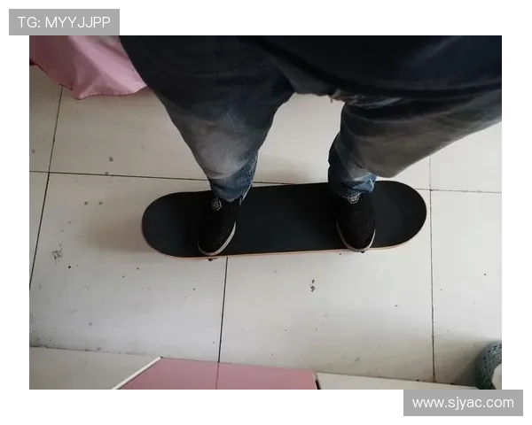 刘娜独家分享滑板技巧与心得体会助你轻松掌握滑板运动的乐趣与挑战 刘娜独家分享滑板技巧与心得体会助你轻松掌握滑板运动的乐趣与挑战