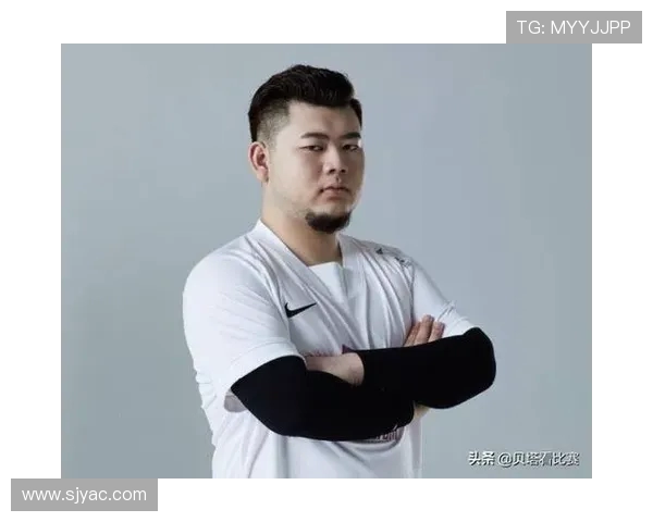 成都街舞队在世界滑板锦标赛中的团队协作表现分析与点评