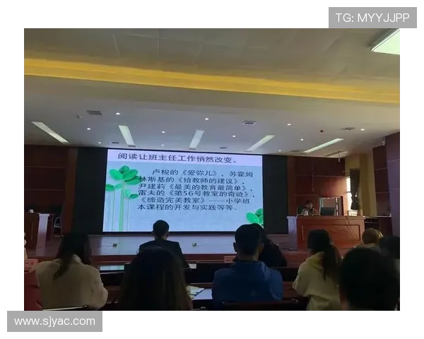 李丽专访：从青涩球员到职业明星的足球人生回顾与展望